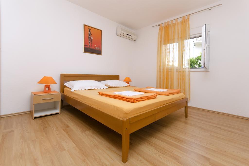 City Apartments Nada Makarska Room photo